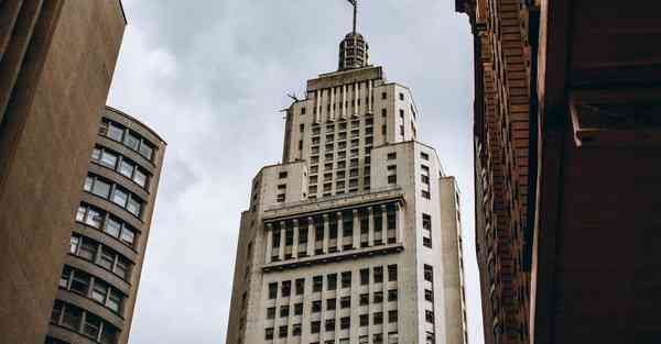 人工智能机器人在外星,人工智能机器人在外星生活