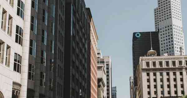 机器人技术和人工智能已如此惊人，机器人与人工智能是毫无关系的这句话对吗