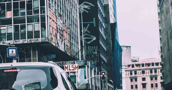 头条AI绘画点不开(头条AI绘画点不开了)