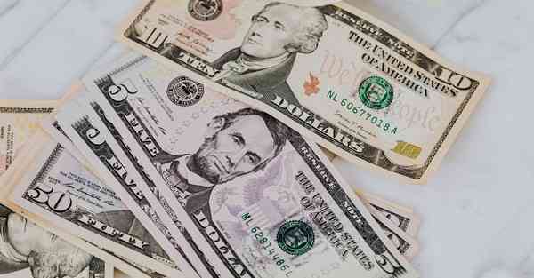 大数据包含设备数据的行业文章