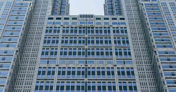 人工智能机器人的认可度