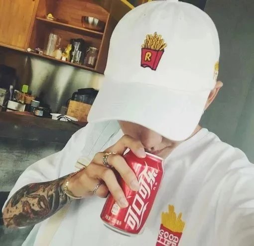 石亮纯惠