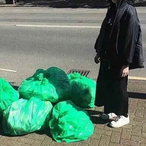 燕卿翠永